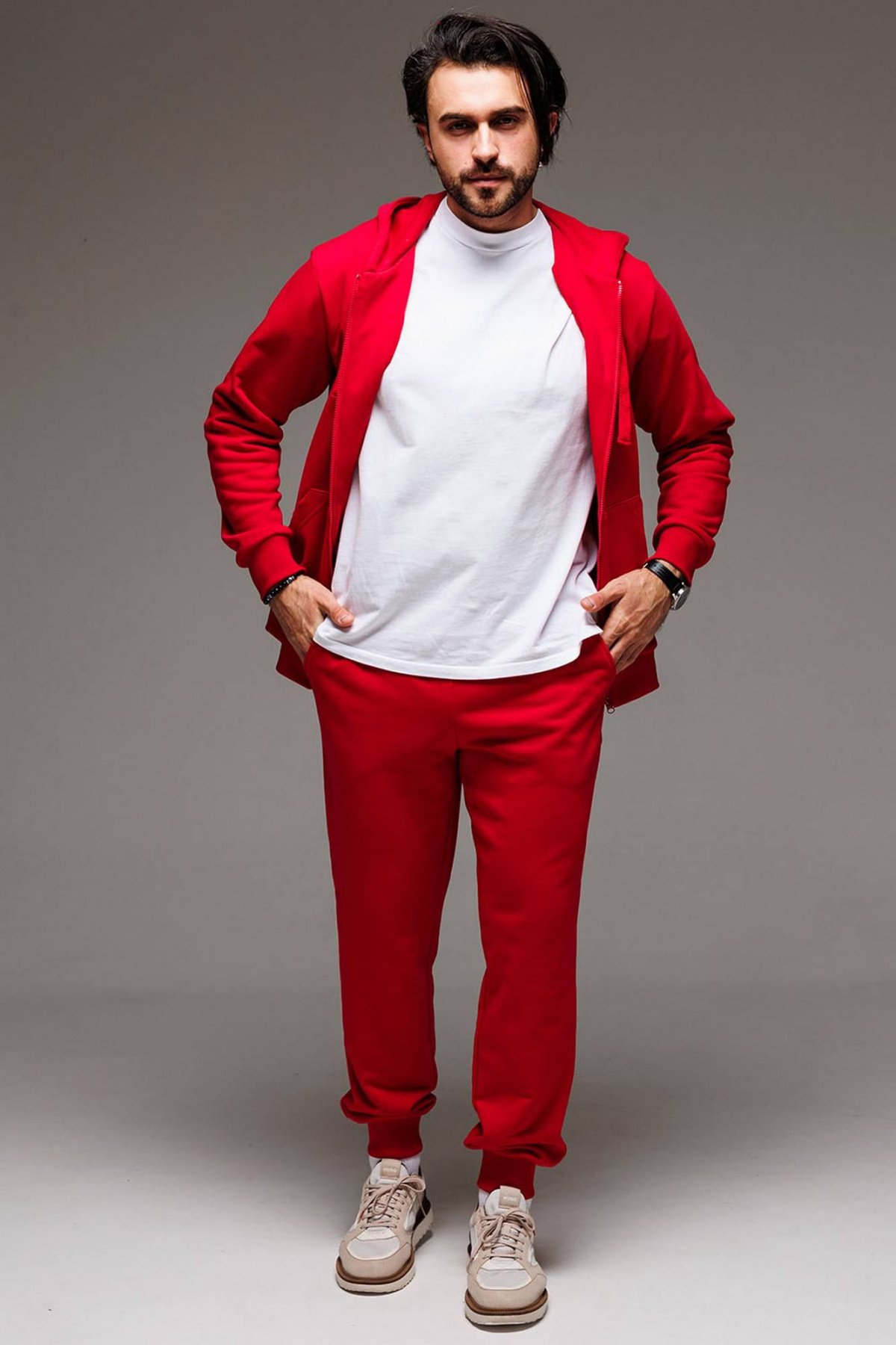 Купить спортивный костюм фото