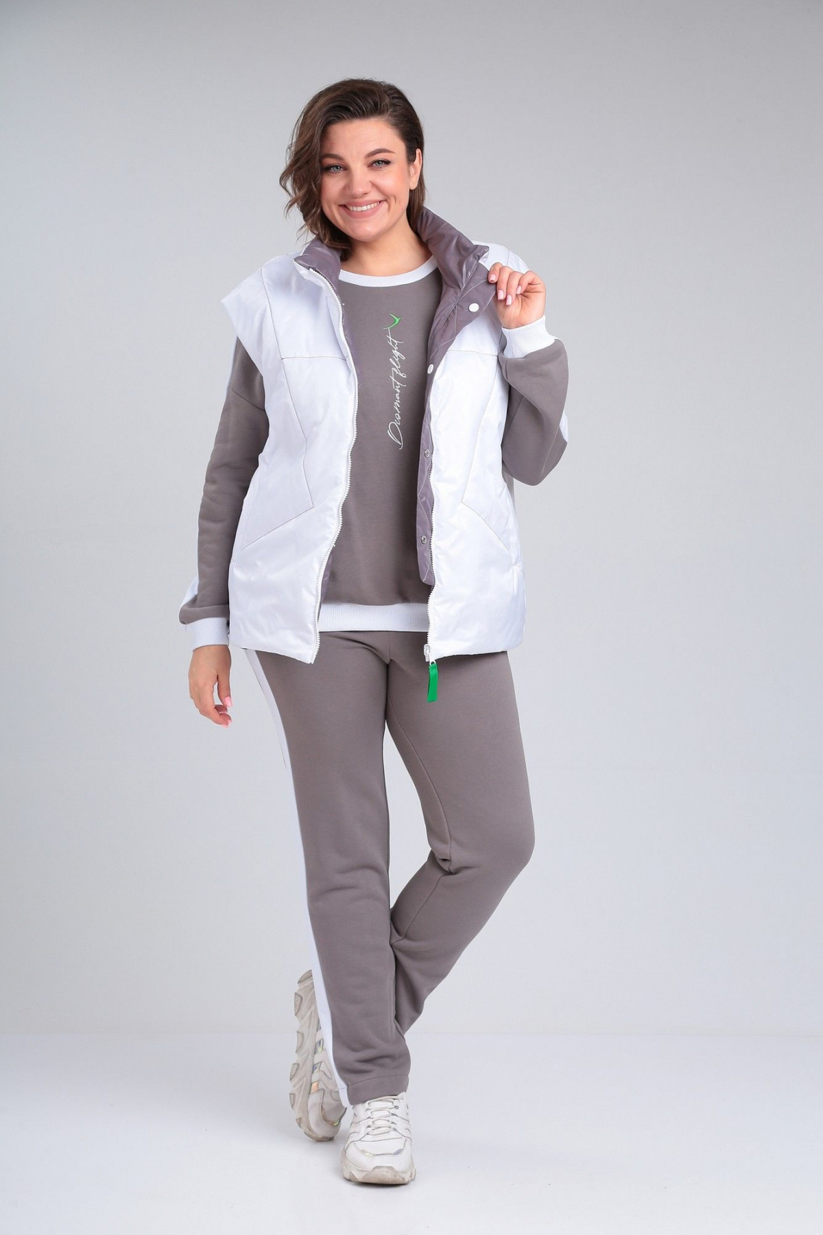 Спортивные костюмы женские модные купить в москве