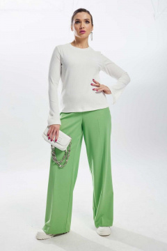 Белый трикотажный джемпер с разрезами и круглой горловиной Mislana С904 - фото 5