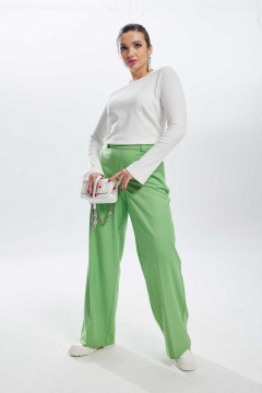 Белый трикотажный джемпер с разрезами и круглой горловиной Mislana С904 - фото 2