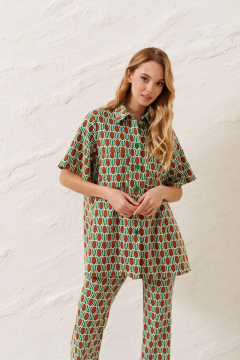 Летний комплект брюки и рубашка из трикотажа с принтом ANNETE A4130/1 - фото 4