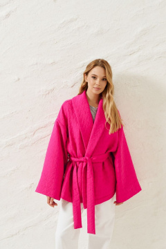 Розовый жакет с узором сердец на запах из фактурного полотна лето ANNETE A5149 - фото 2