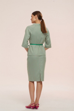 Зеленый комплект из костюмной ткани: блузка и зауженная юбка Ларс Стиль 752 - фото 3