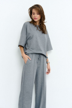 Трикотажный костюм из джемпера и брюк с наклонными карманами Luitui R4025 серый - фото 2