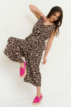 Демисезонный прямой комбинезон из вискозы с поясом Магия моды 2238 коричневый - фото 4