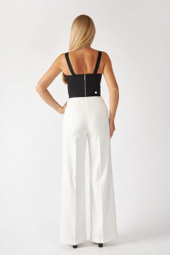 Летний комплект из белой блузки и прямых брюк на поясе Azzara 822 - фото 3