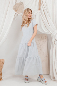 Летящее платье с валанами и съемной вышивкой AMORI 9656 светло-серый - фото 3