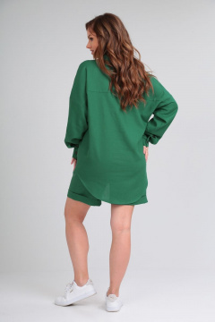 Льняной костюм с рубашкой и шортами для летнего стиля Michel chic 1332 изумруд - фото 5