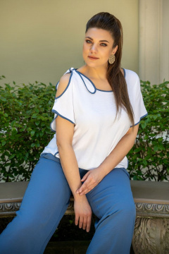 Летний брючный костюм блуза с асимметричным плечом и брюки Andina 915-3 белый_индиго - фото 4