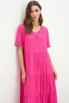 Летнее платье реглан и воланы из легкой ткани для летних прогулок Fantazia Mod 4475 фуксия - фото 4