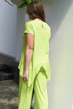 Зеленый костюм из вискозы и текстиля с брючками и блузкой Andina city 9017 лайм - фото 3