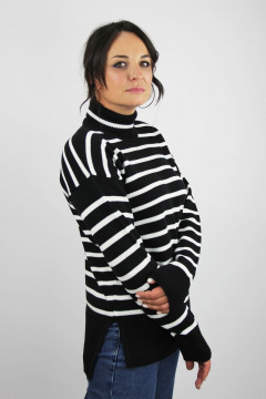 Черный свитер с разрезами и длинным рукавом Полесье С3705-22 3С3028-Д43 158,164 черный - фото 2