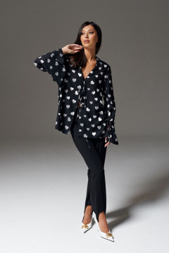 Демисезонная черная рубашка с сердцами и разрезами на завязках ANNETE A737 - фото 4