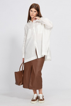 Белая оверсайз блузка из льна с накладными карманами EOLA 2489 молочный - фото 3