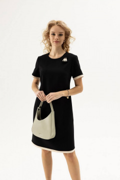 Футлярное платье с коротким рукавом и боковыми карманами Femme & Devur 80209 1.3F(170) - фото 1