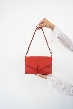 Because MISHEL RED
