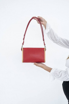 Because VIOLA RED