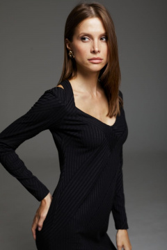 Фасонное приталенное платье из трикотажа с вырезом DAVA 185 черный - фото 5