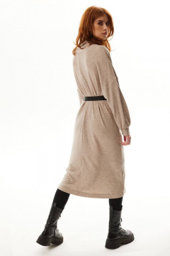 платье свободного кроя на отрезном воротнике-стойке Golden Valley 4939 бежевый - фото 4