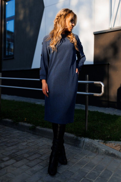 Длинное трикотажное платье прямого силуэта с карманами AMORI 9618 джинсовый - фото 1