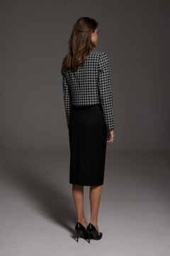 Элегантный костюм из фактурной ткани с жакетом и юбкой DAVA 126 черный+серый - фото 4