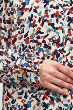 Женская рубашка свободного кроя с пуговицами Femme & Devur 7117 2.33F(170) - фото 3