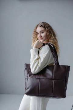 Стеганая сумка из экокожи с большими ручками и отделкой MT.Style TOTE2 brown - фото 4