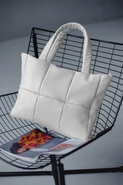 Белая кожзам сумка-шопер с регулируемой шлейкой и просторным отделом MT.Style TOTE2 white - фото 1