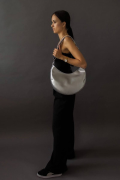 Серая кожзам сумка-месяц с карманами и регулировкой ручки MT.Style LUNA2 silver - фото 2