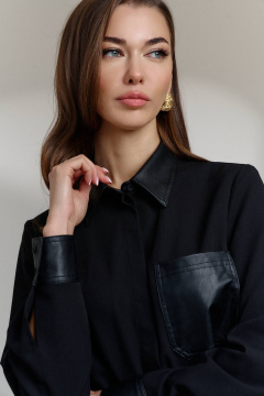Блузка с воротником и нагрудным карманом из экокожи DILIA 0809 черный - фото 3