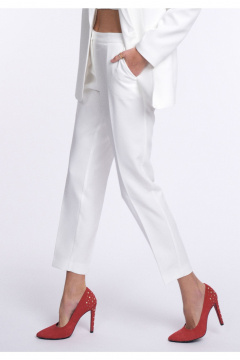 Брюки белые со стрелками из текстиля на каждый день KaVaRi 3009 молочный - фото 2
