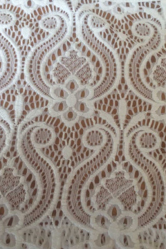 Белая удлиненная блуза из кружева с асимметричным низом и стразами Solomeya Lux 404 - фото 2