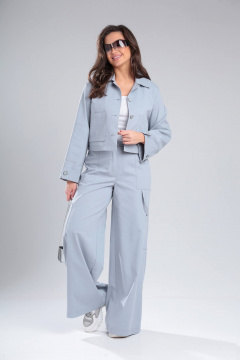 Джинсовый костюм с укороченным жакетом и брюками свободного силуэта DOGGI 2933 голубой - фото 4