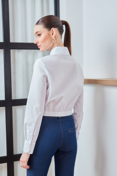 Белая хлопковая блузка с рубашечным воротником и вышитым карманом DAVYDOV 6387 - фото 3