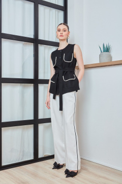 Черный льняной жилет с накладными карманами и вытачками DAVYDOV 9334 - фото 1