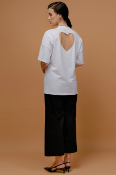 Джемпер приталенный с вышивкой и сердечным вырезом JRSy 2432 белый - фото 2