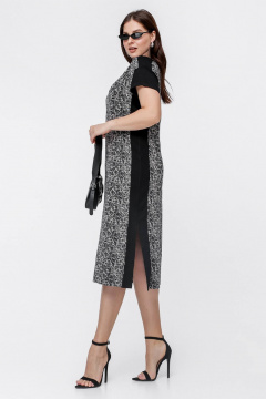 Платье трапециевидного силуэта с разрезами и коротким рукавом La rouge 5440 черный-набивной - фото 3