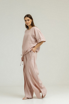 Костюм из льна с блузой кимоно и разрезом Atelero 1098П пудровый - фото 5