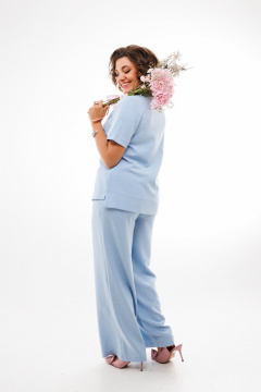 Голубой летний костюм из вискозы: блуза с пуговицами и брюки Anelli 1401 лед - фото 4