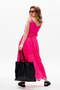 Вышитый топ из хлопка с резинкой и регулируемыми бретелями EOLA 2654 малиновый - фото 3