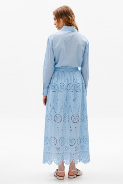 Голубая оверсайз блуза с центральной застежкой на пуговицы EOLA 2631 голубой - фото 2