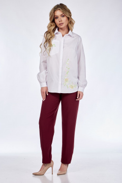 Белая хлопковая рубашка с нагрудными вытачками и вышивкой Takka Plus 24-225 - фото 4