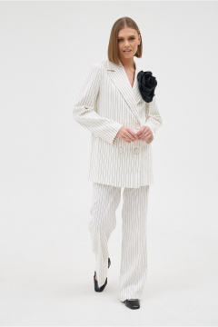 Белый деловой костюм из костюмной ткани с двубортным жакетом PUR PUR 11-170/1 - фото 3