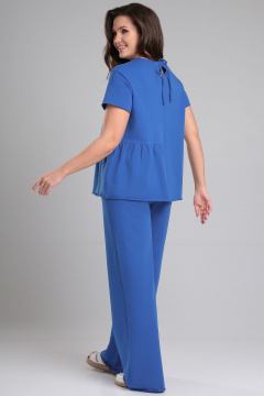 Комплект из футболки и брюк из трикотажа с горизонтальными подрезами LeNata 20399 лазурный - фото 2