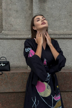 Платье-кимоно с ручной росписью, свободный крой, миди Pavlova 165/1 - фото 5