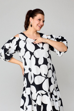 Многоцветное удлиненное платье с воланами и коротким рукавом Koketka i K 1147 белый+черный - фото 2