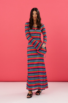 Полуприлегающее ажурное платье яркого цвета с деревянной пуговицей ANNETE A3543 - фото 2