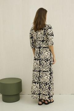 Платье из хлопка бежевое с принтом приталенное на лето DAVA 1206 черный-бежевый - фото 2