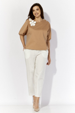 Комплект: блузка и брюки с резинками и декоративной брошью TAiER 1292 бежевый_белый - фото 2