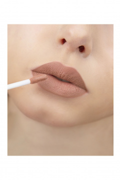 Круглогодичный матовый блеск для губ с витамином Е LUXVISAGE PIN-UP_ultra_matt 23 latte - фото 2